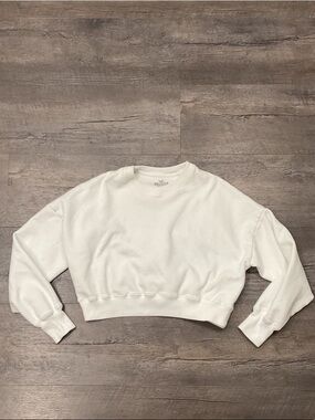 Hollister cropped sweatshirt